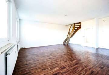 Wohnung Plauen Chrieschwitz - 5 Zimmer, 112 m&sup2;, 604&euro; | Angebot:27270374