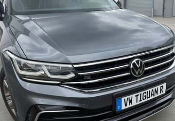 VW Tiguan Allspace 65.000 km 31.999 &euro; Auerbach 08209