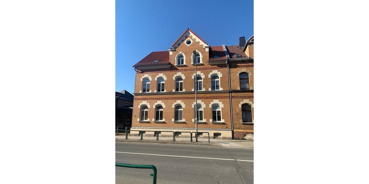 Dachgeschoßwohnung Falkenstein/Vogtland Vogtland - 4 Zimmer, 76 m&sup2;, 335&euro; | Angebot:26041735