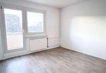 Wohnung Plauen Alt Chrieschwitz - 3 Zimmer, 56 m&sup2;, 282&euro; | Angebot:25756473