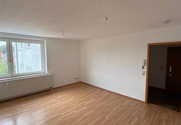 Wohnung Reichenbach im Vogtland - 2 Zimmer, 49 m&sup2;, 225&euro; | Angebot:23150130