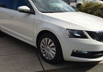 Skoda Octavia 111.500 km 13.490 &euro; Neuensalz - Mechelgrün 08541