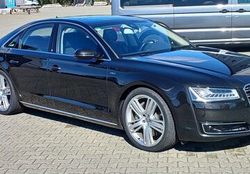 Audi A8 160.750 km 29.750 &euro; Hof 95030