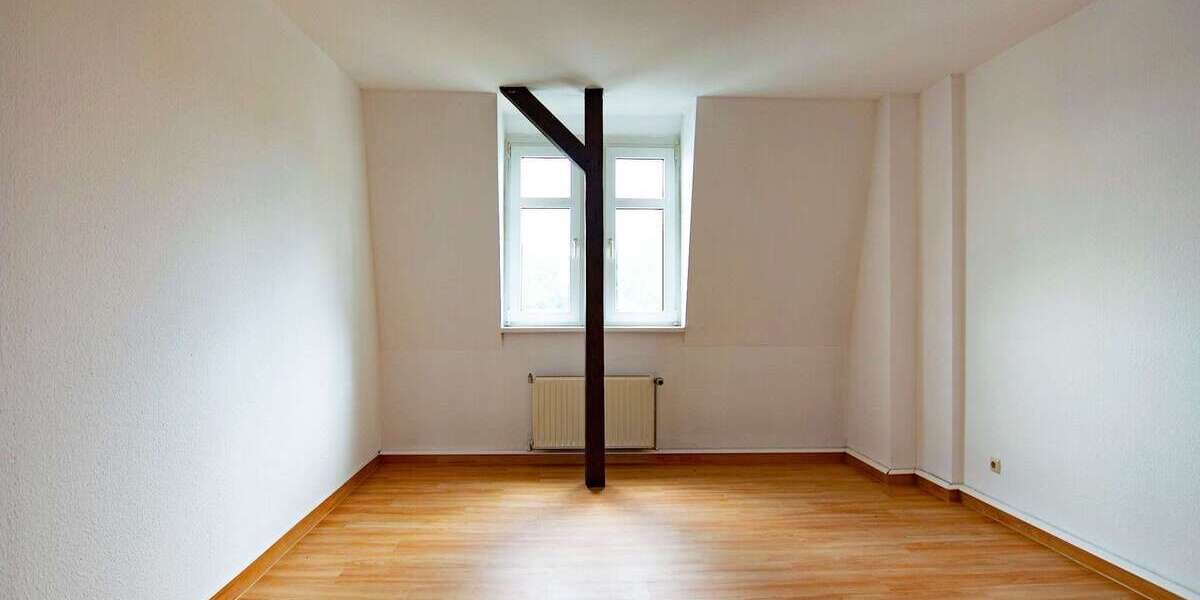 Etagenwohnung Plauen Neundorfer Vorstadt - 2 Zimmer, 70 m&sup2;, 290&euro; | Angebot:22838111