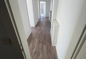 Wohnung Plauen Bahnhofsvorstadt - 2 Zimmer, 59 m&sup2;, 275&euro; | Angebot:26637293