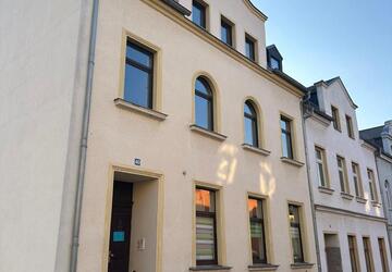 Wohnung Plauen Altstadt - 3 Zimmer, 66 m&sup2;, 395&euro; | Angebot:25992539