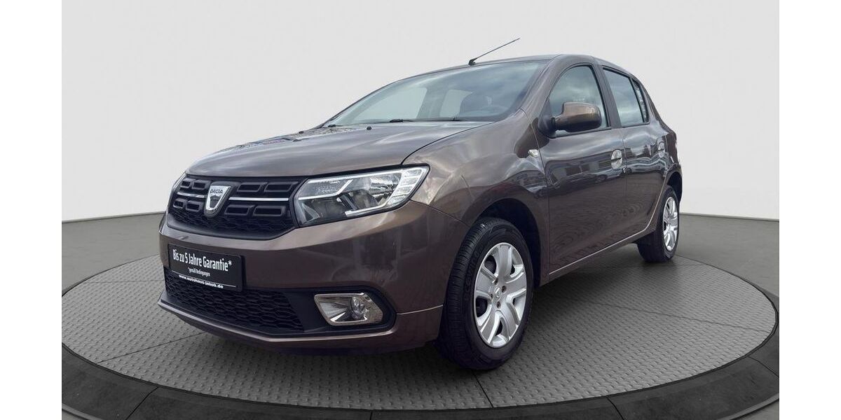 Dacia Sandero 17.476 km 9.997 &euro; Neustadt 08223