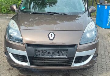 Renault Scenic 243.000 km 3.999 &euro; Plauen 08527