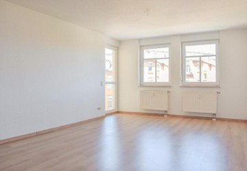 Wohnung Plauen Altstadt - 2 Zimmer, 65 m&sup2;, 275&euro; | Angebot:22608873