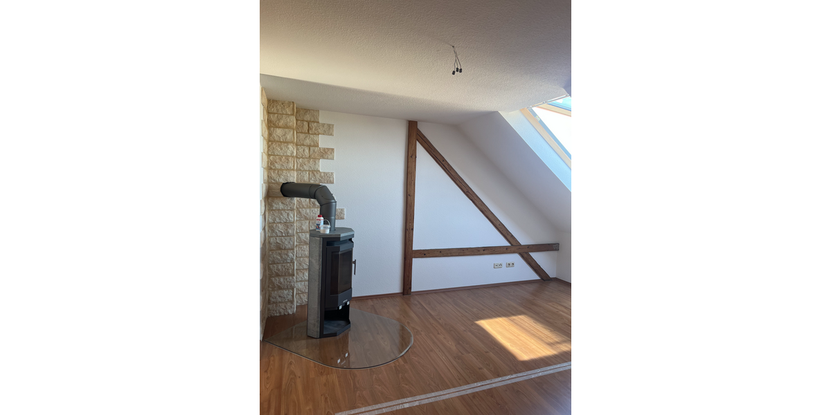 Etagenwohnung Rodewisch - 3 Zimmer, 77 m&sup2;, 540&euro; | Angebot:26160564