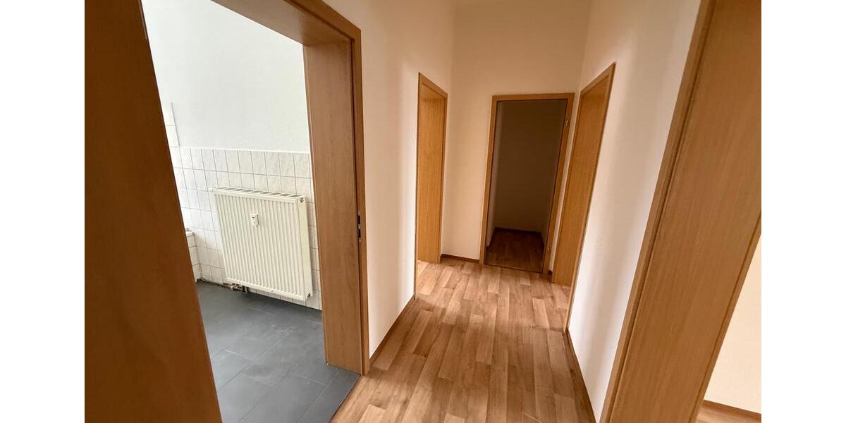 Etagenwohnung Plauen Alt Chrieschwitz - 2 Zimmer, 53 m&sup2;, 265&euro; | Angebot:26300863