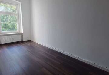 Wohnung Plauen Reißiger Vorstadt - 4 Zimmer, 99 m&sup2;, 450&euro; | Angebot:27212225
