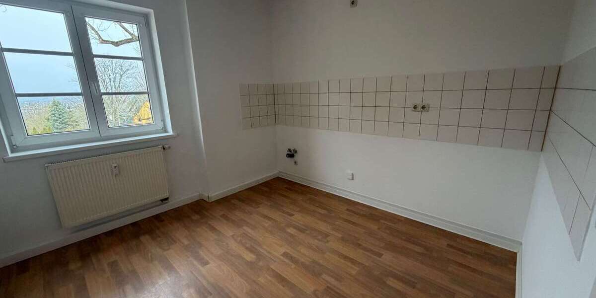 Etagenwohnung Plauen Reichenbacher Vorstadt - 3 Zimmer, 65 m&sup2;, 310&euro; | Angebot:27212232