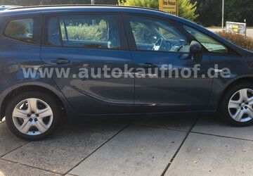 Opel Zafira Tourer 82.097 km 9.295 &euro; Neuensalz - Mechelgrün 08541