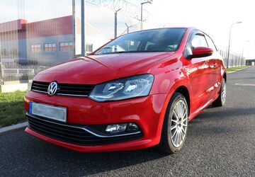 VW Polo 91.300 km 9.300 &euro; Falkenstein 08223