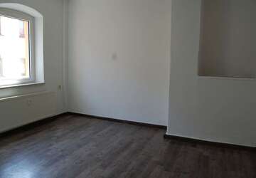 Wohnung Elsterberg - 3 Zimmer, 75 m&sup2;, 349&euro; | Angebot:27212227